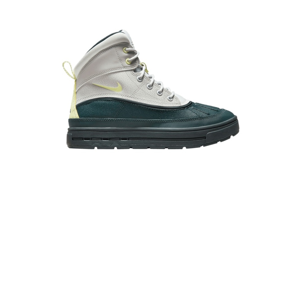 Nike Youth ACG Sneaker Boots in Gray and Green